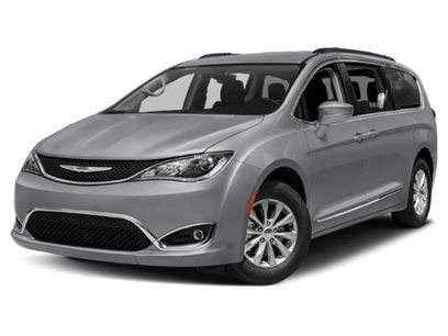 Used 2019 Chrysler Pacifica Touring-L w/ S Appearance Package
