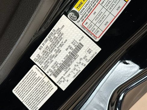 Used 2009 Ford Mustang Shelby GT500 RWD image 25