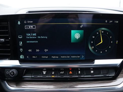 Certified 2025 Chevrolet Silverado 2500 LT w/ Convenience Package image 24