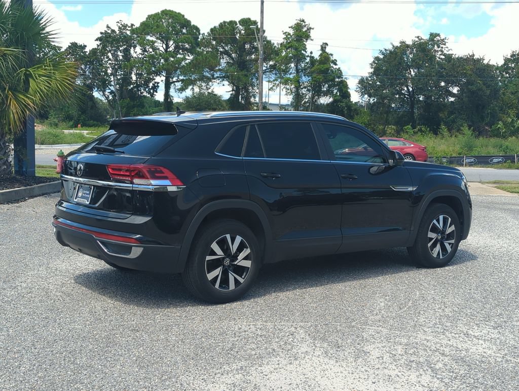 Used 2023 Volkswagen Atlas Cross Sport SE FWD image 7