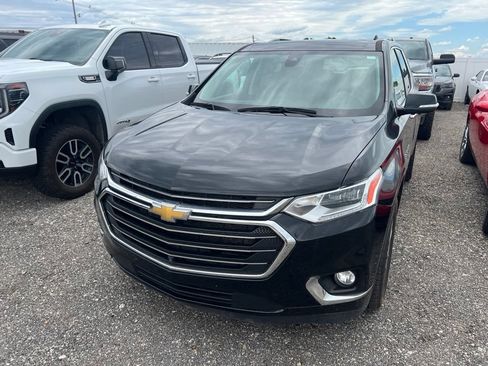 Used 2021 Chevrolet Traverse Premier w/ LPO, Floor Liner Package AWD/4WD image 3