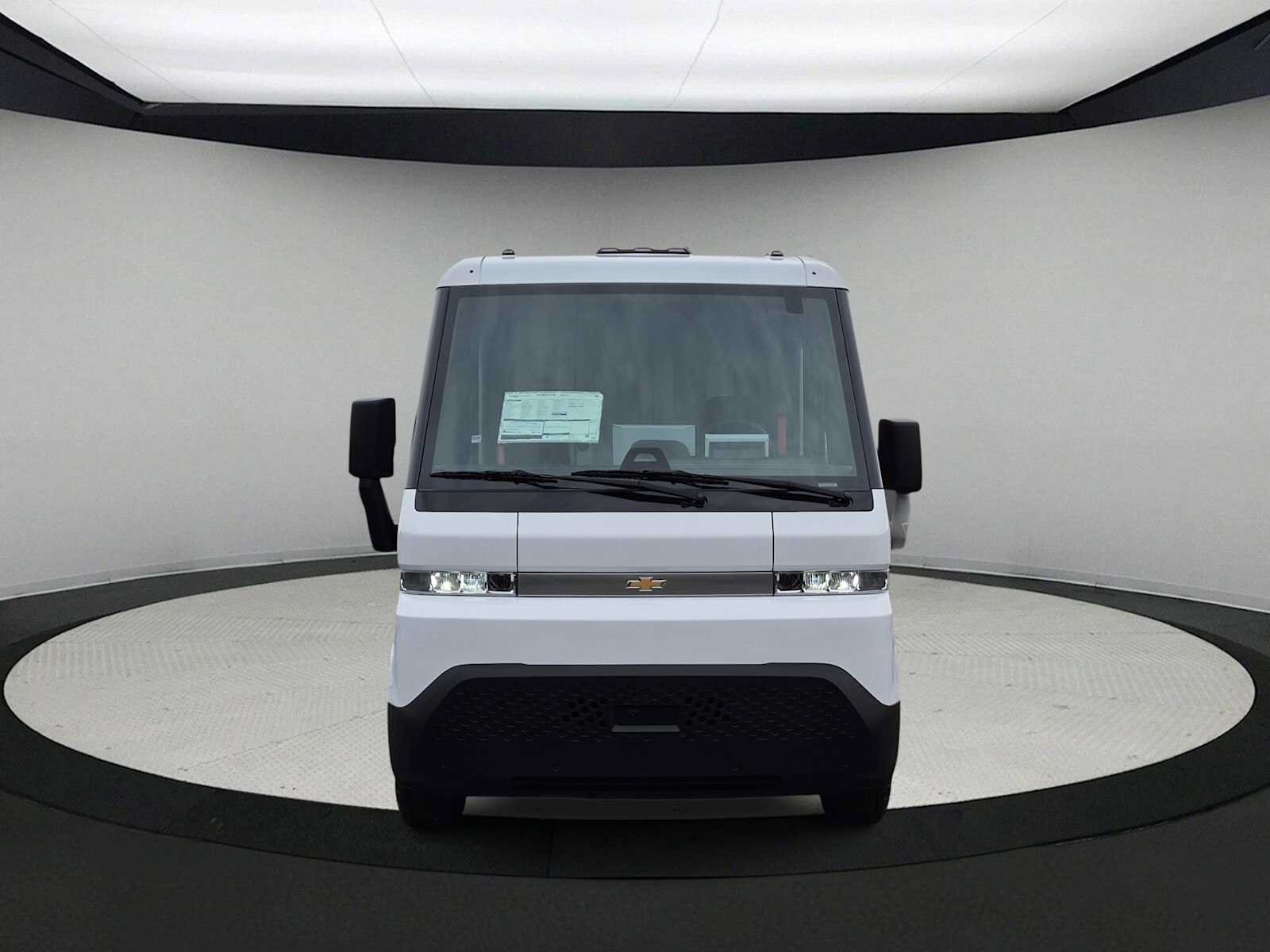 Used 2025 Chevrolet Brightdrop 400 w/ Power Door Package AWD/4WD image 3