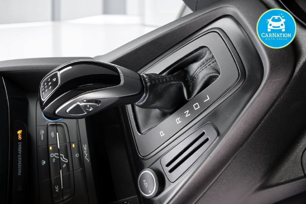 Used 2015 Ford Focus SE w/ Equipment Group 201A FWD image 9