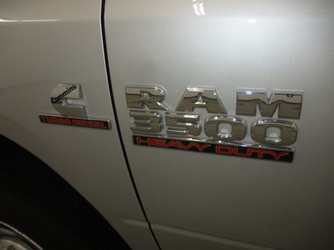 Used 2018 RAM 3500 Tradesman w/ Popular Equipment Group AWD/4WD image 5