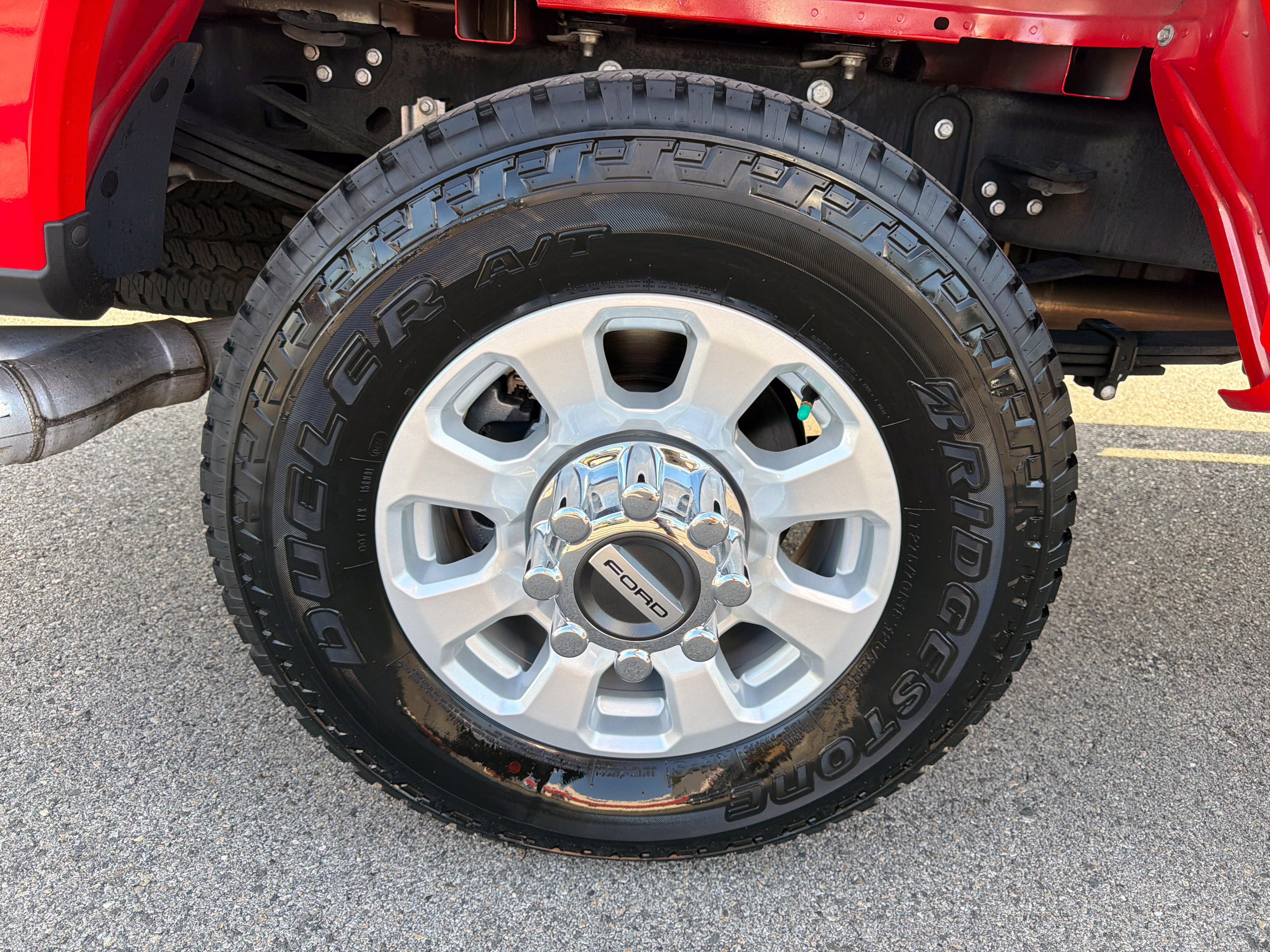 Used 2024 Ford F350 XLT AWD/4WD image 5