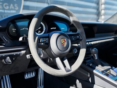 Used 2022 Porsche 911 GT3 image 31