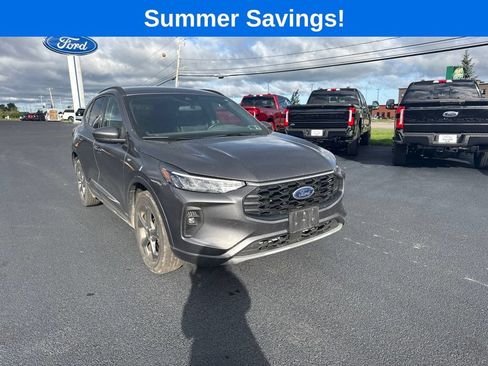 Used 2023 Ford Escape ST-Line Select w/ Tech Pack #1 AWD/4WD image 9