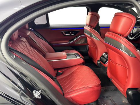 Used 2023 Mercedes-Benz S 580 4MATIC Sedan image 48
