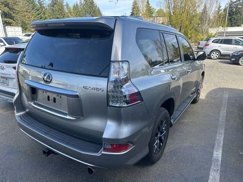 Used 2023 Lexus GX 460 Premium w/ Premium Package image 3