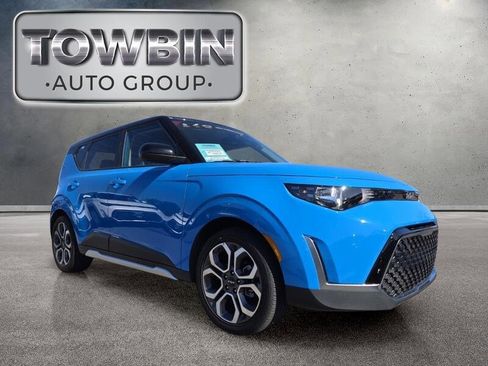 Used 2025 Kia Soul EX image 2