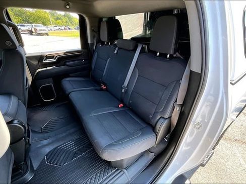 Used 2024 Chevrolet Silverado 2500 LT AWD/4WD image 23