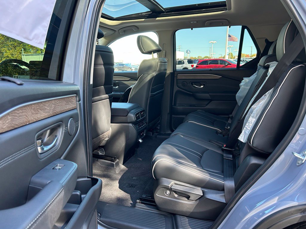 New 2026 Honda Pilot Elite image 13