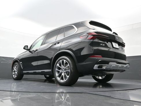 New 2026 BMW X5 xDrive40i w/ Premium Package AWD/4WD image 25
