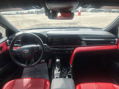 Used 2025 Toyota Camry XSE FWD image 29