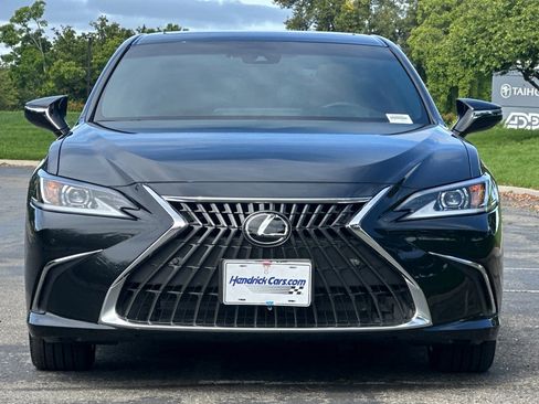 Used 2025 Lexus ES 300h w/ Premium Package image 10