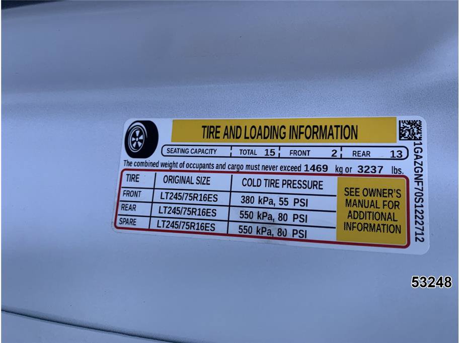 Used 2025 Chevrolet Express 3500 LS RWD image 14