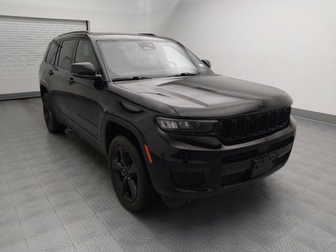 Used 2023 Jeep Grand Cherokee L Laredo image 13