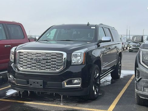 Used 2019 GMC Yukon XL Denali w/ Denali Ultimate Package image 1
