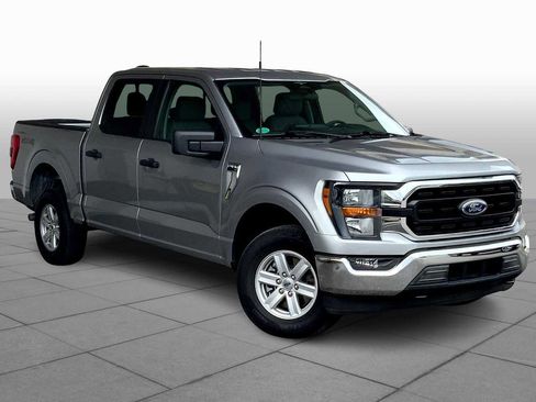 Used 2023 Ford F150 XLT image 3