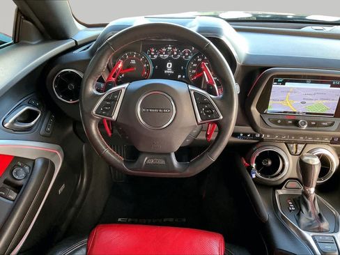 Used 2017 Chevrolet Camaro SS RWD image 7