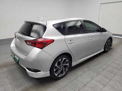 Used 2018 Toyota Corolla iM FWD image 9