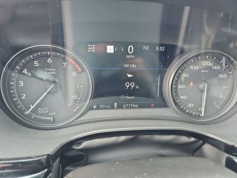 Used 2025 Cadillac XT6 Sport w/ Technology Package image 21