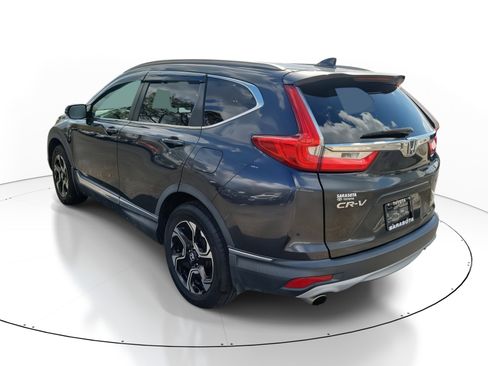 Used 2018 Honda CR-V Touring image 3