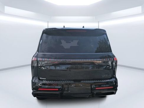 Used 2025 INFINITI QX80 Autograph w/ Autograph Exterior Package AWD/4WD image 4