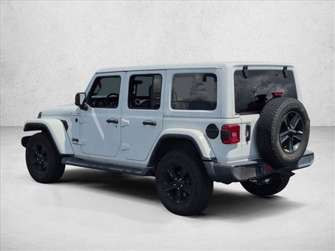 Used 2021 Jeep Wrangler Unlimited Sahara AWD/4WD image 7