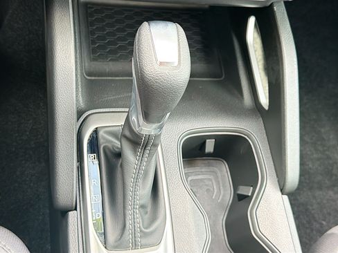 Used 2024 Nissan Frontier SV w/ Technology Package RWD image 16