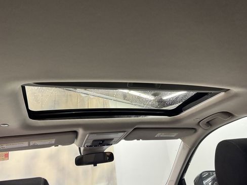 Used 2025 Honda CR-V EX image 34