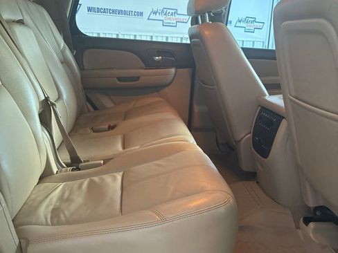 Used 2011 Chevrolet Tahoe LT AWD/4WD image 30