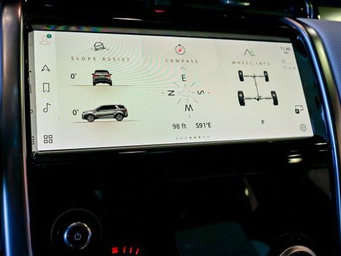 Used 2022 Land Rover Discovery Sport SE R-Dynamic image 44