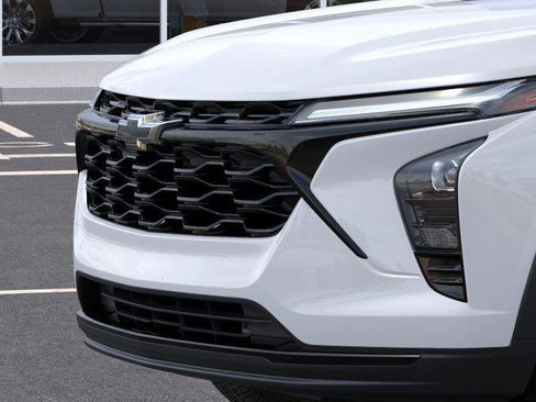 New 2026 Chevrolet Trax LT w/ Driver Confidence Package FWD image 13