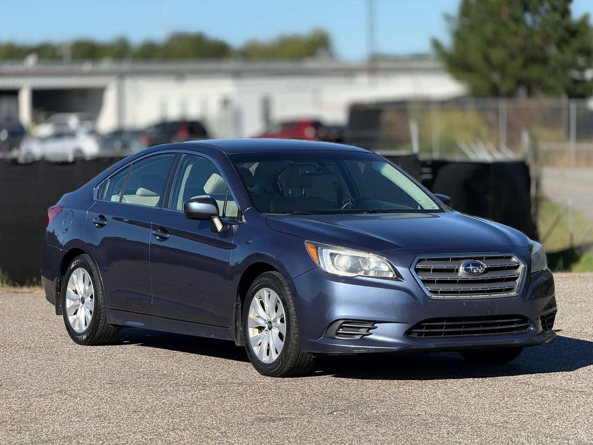 Used 2017 Subaru Legacy 2.5i Premium AWD/4WD image 1