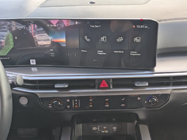 Used 2026 Kia Sorento LX FWD image 16
