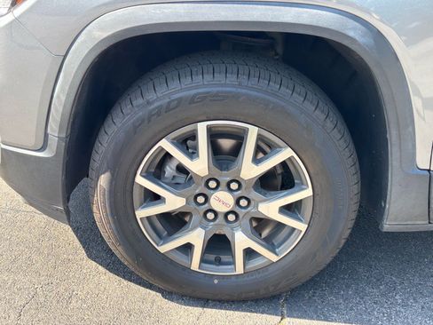 Used 2022 GMC Acadia SLE FWD image 6