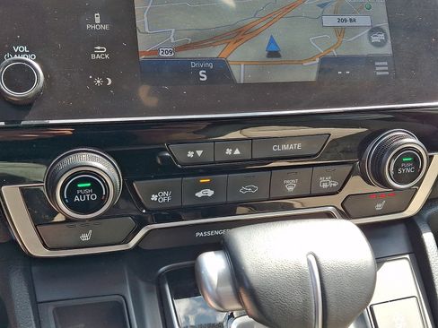 Used 2020 Honda CR-V Touring image 17