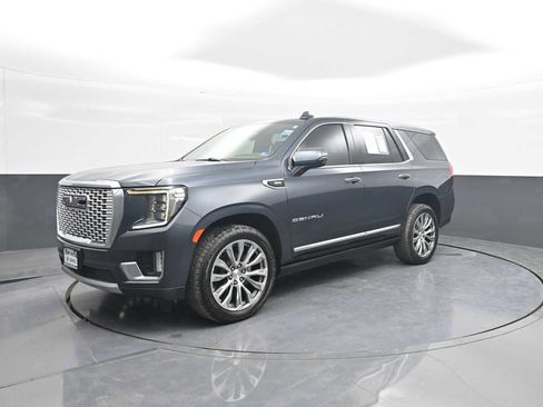 Used 2021 GMC Yukon Denali w/ Denali Premium Package RWD image 4