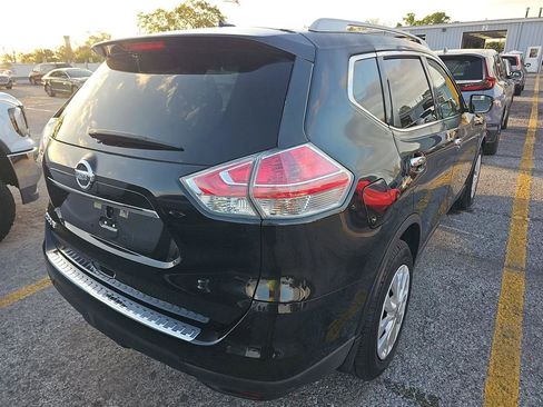 Used 2016 Nissan Rogue S w/ Appearance Package image 4