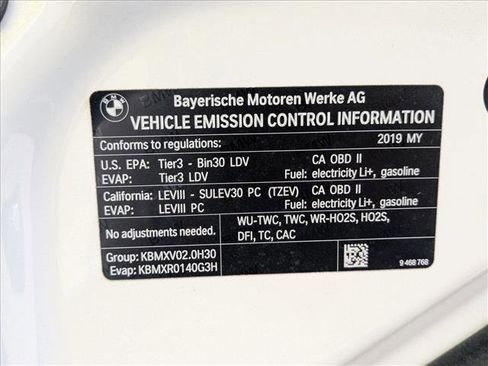 Used 2019 BMW 530e w/ Convenience Package image 25