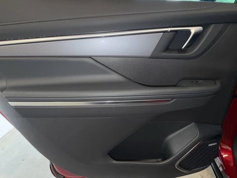 New 2026 Buick Enclave Sport Touring w/ Power Package image 28