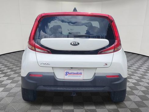 Used 2020 Kia Soul S FWD image 7