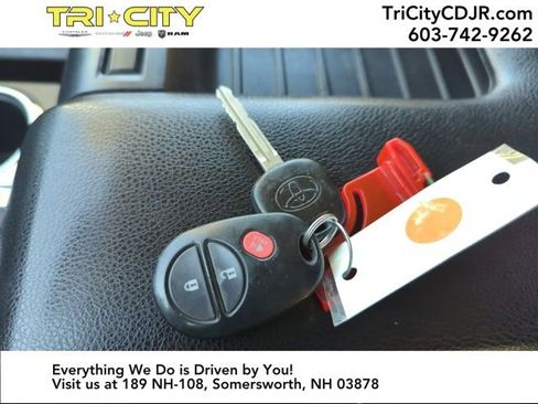 Used 2017 Toyota Tundra SR5 image 37