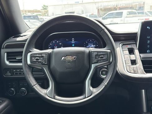 Used 2024 Chevrolet Tahoe Z71 w/ Luxury Package AWD/4WD image 21