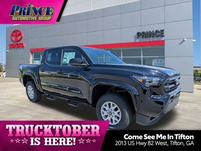 New 2025 Toyota Tacoma SR5