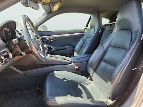 Used 2021 Porsche 718 Cayman Base image 16