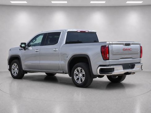 Used 2025 GMC Sierra 1500 SLT RWD image 5