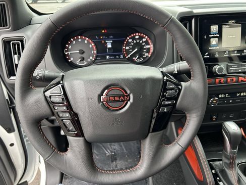 New 2025 Nissan Frontier PRO-4X image 15