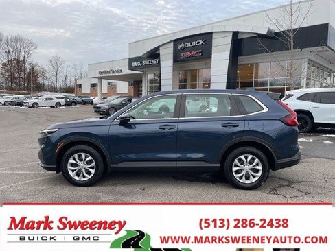 Used 2024 Honda CR-V LX image 1